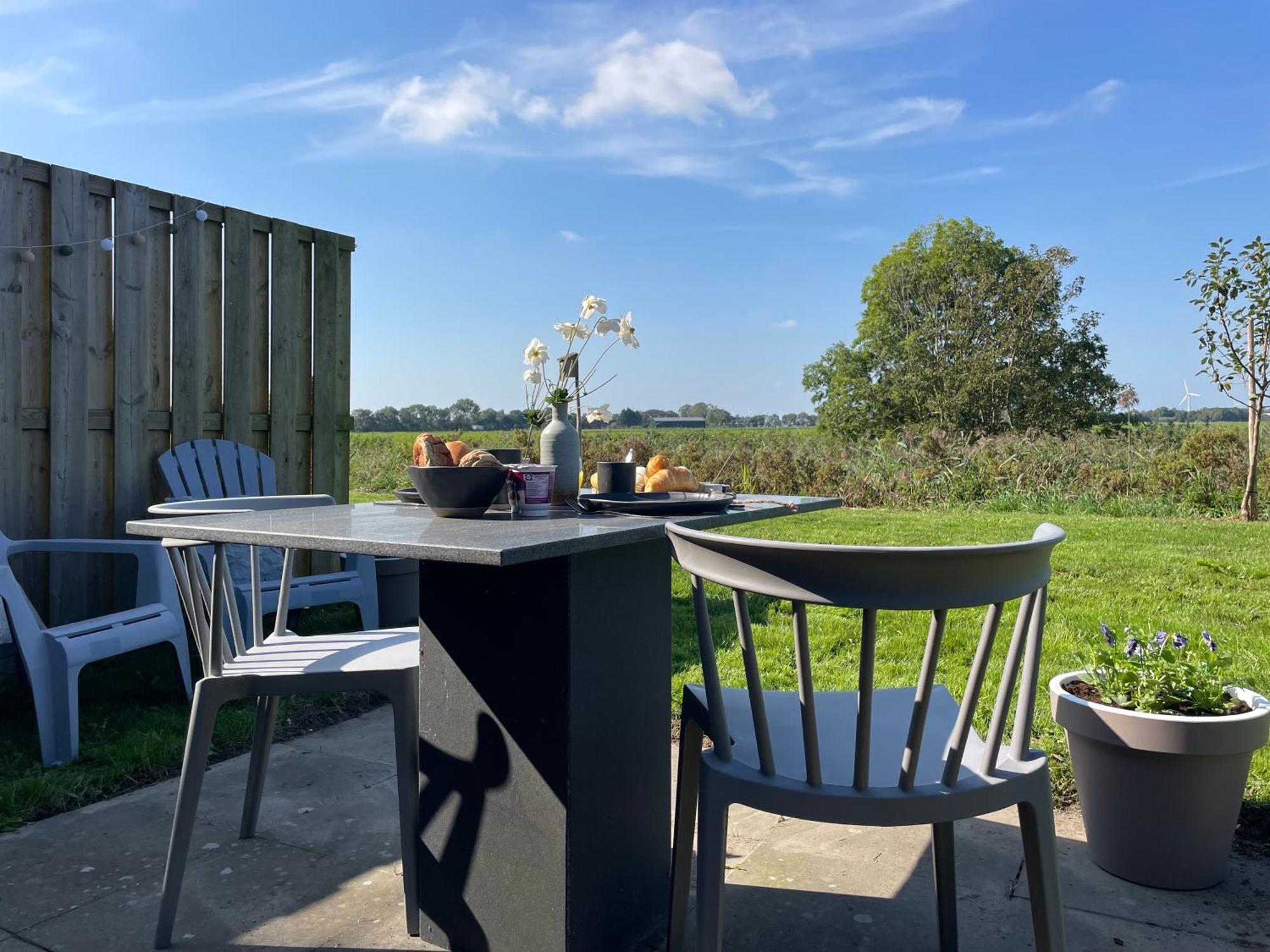 Hotelhuisjes Medemblik วีริงเงอแวร์ฟ ภายนอก รูปภาพ