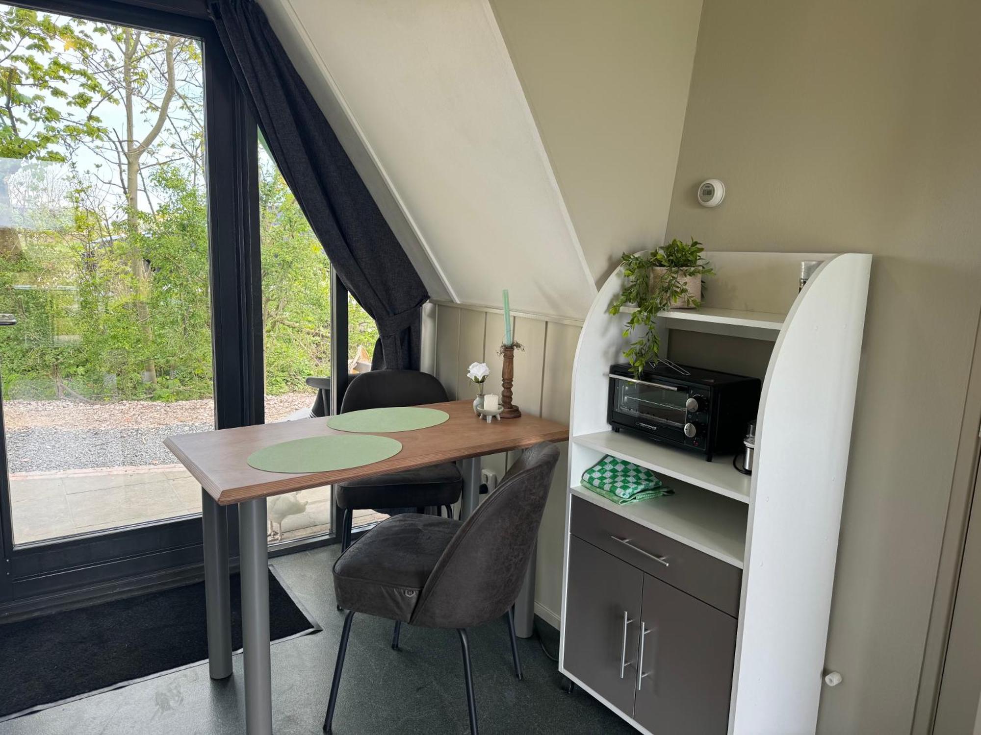 Hotelhuisjes Medemblik วีริงเงอแวร์ฟ ภายนอก รูปภาพ